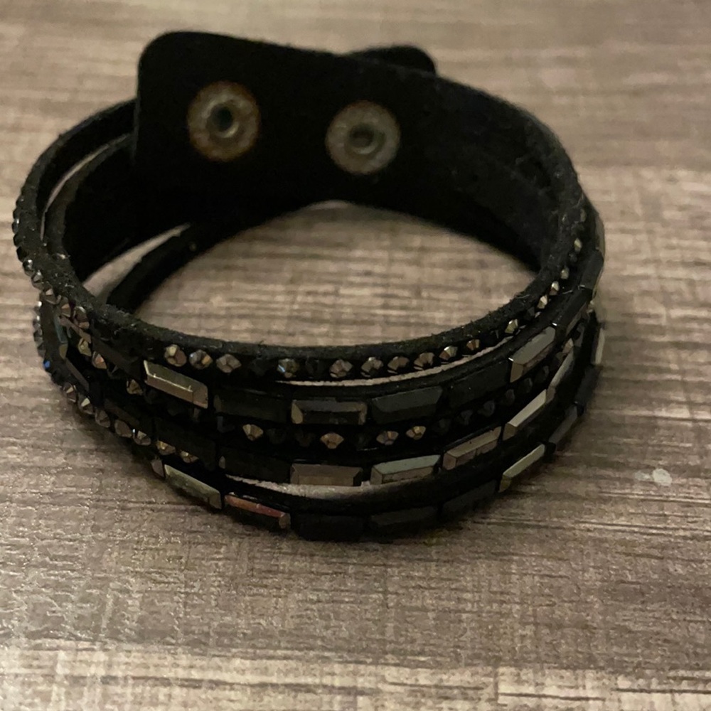 Claire’s Black Faux Leather Beaded Bracelet